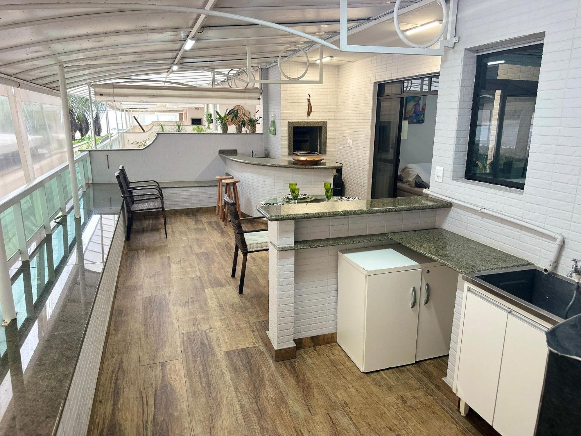 Apartamento Apto Na Beira Mar, Barra Sul, Amplo E Moderno, Bc *